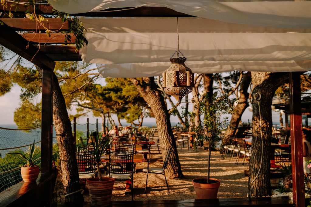 restaurant in vis fort george restaurant vis croatia