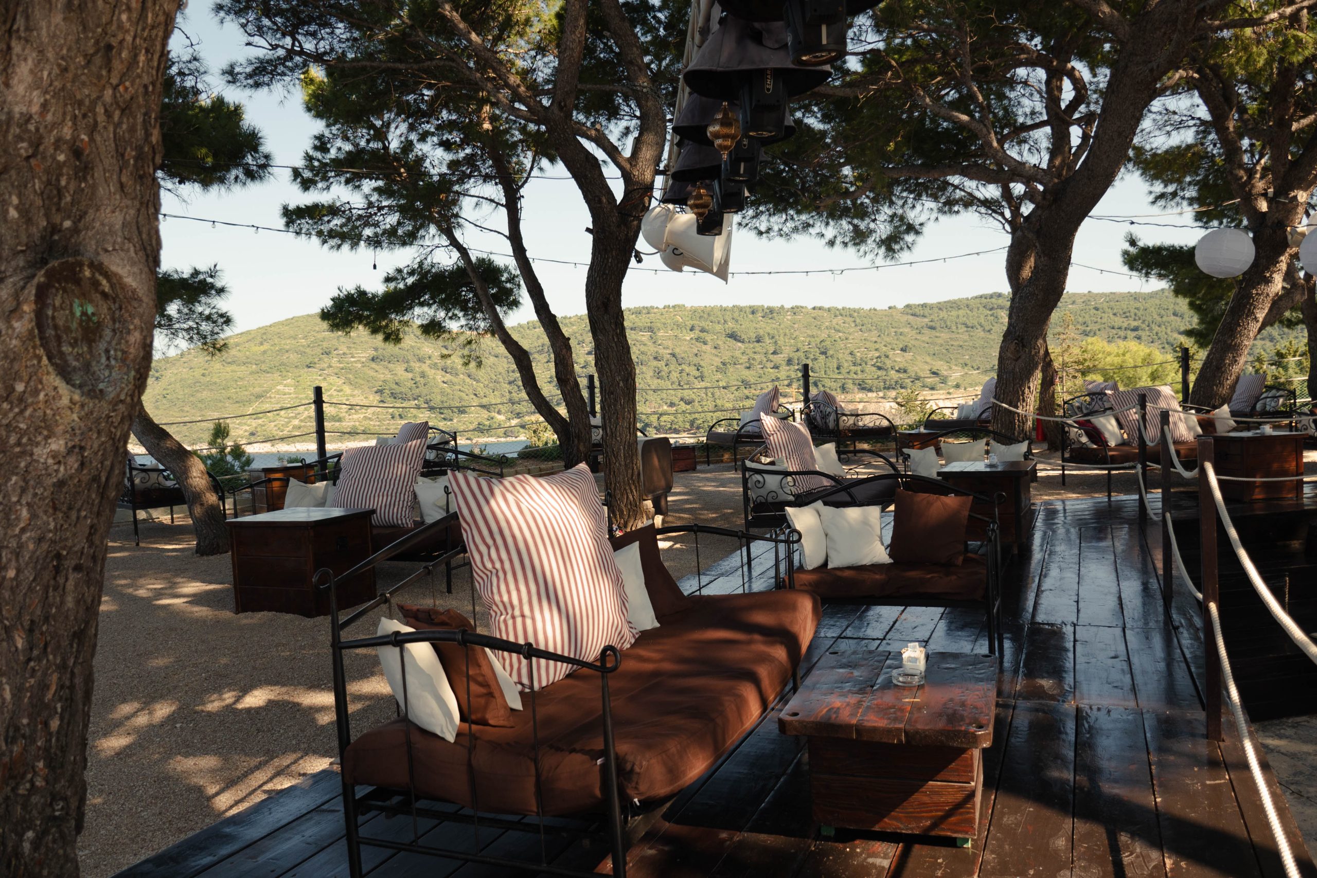 Lounge Bar Vis